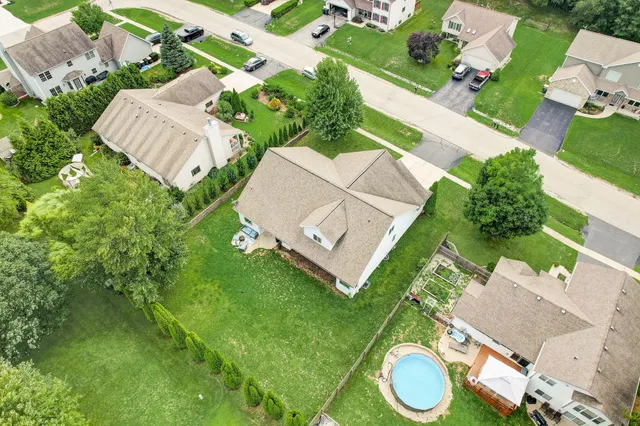 $529,900 | 2044 Matthew Avenue, Twin Lakes, WI 53181