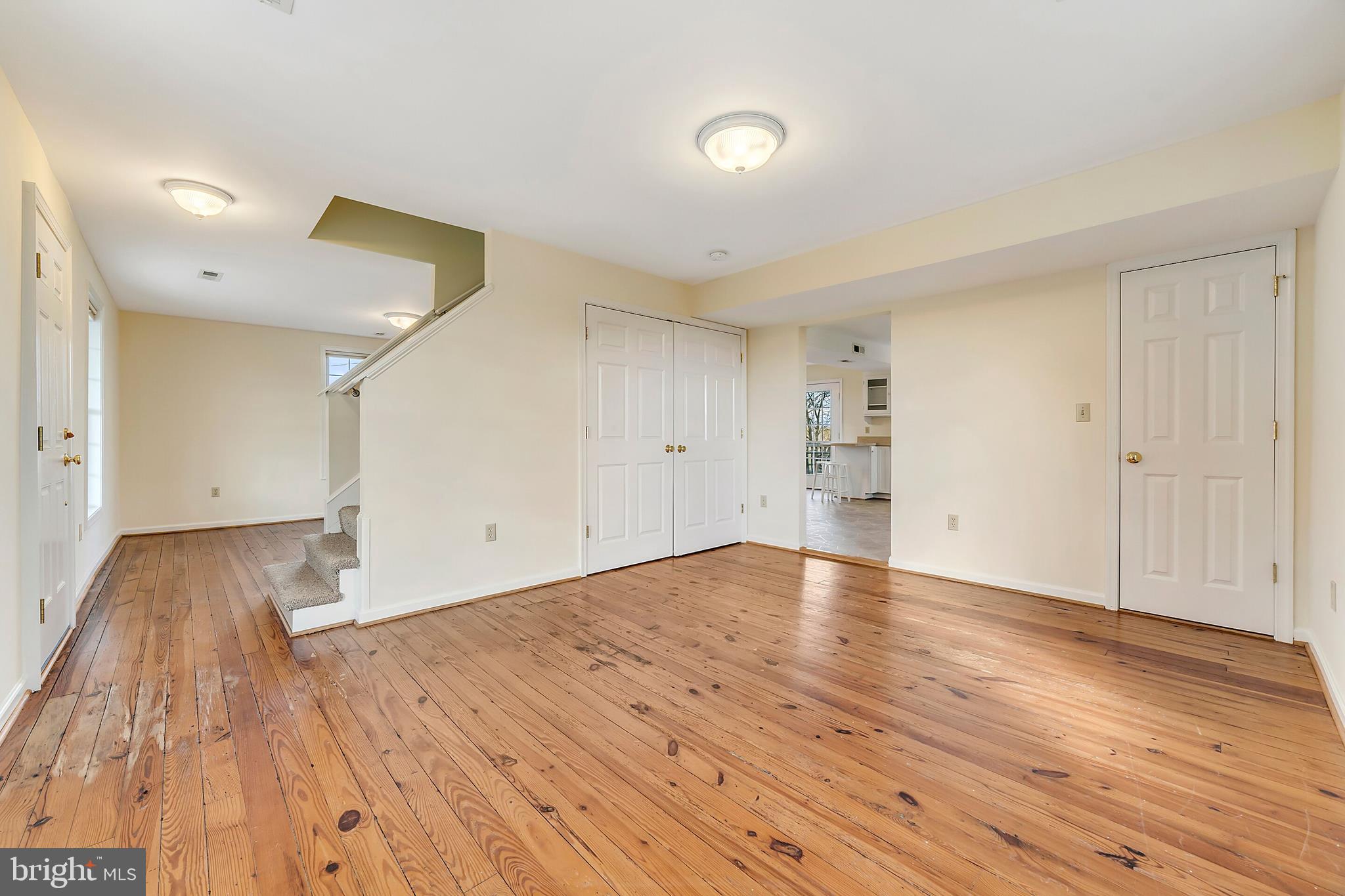 9863 Meetze Road Midland, VA 22728 - Photo 20 of 29 Living & dining rooms - view 1