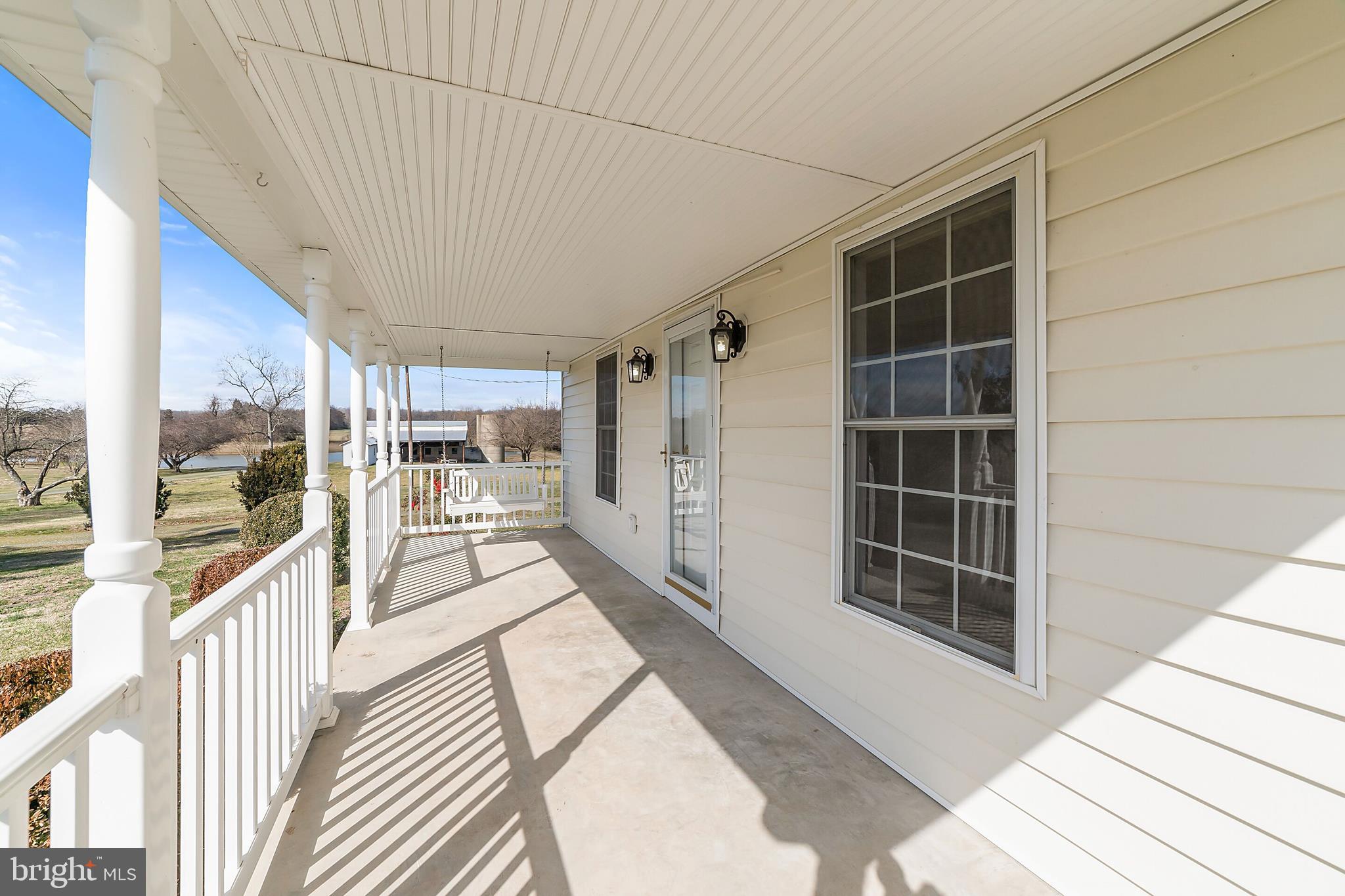 9863 Meetze Road Midland, VA 22728 - Photo 9 of 29 Front porch - view 2