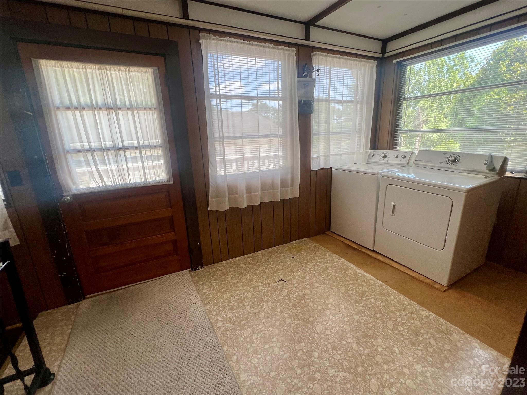 930 Kanuga Road Hendersonville, NC 28739 - Photo 12 of 30 Gallery Image 12