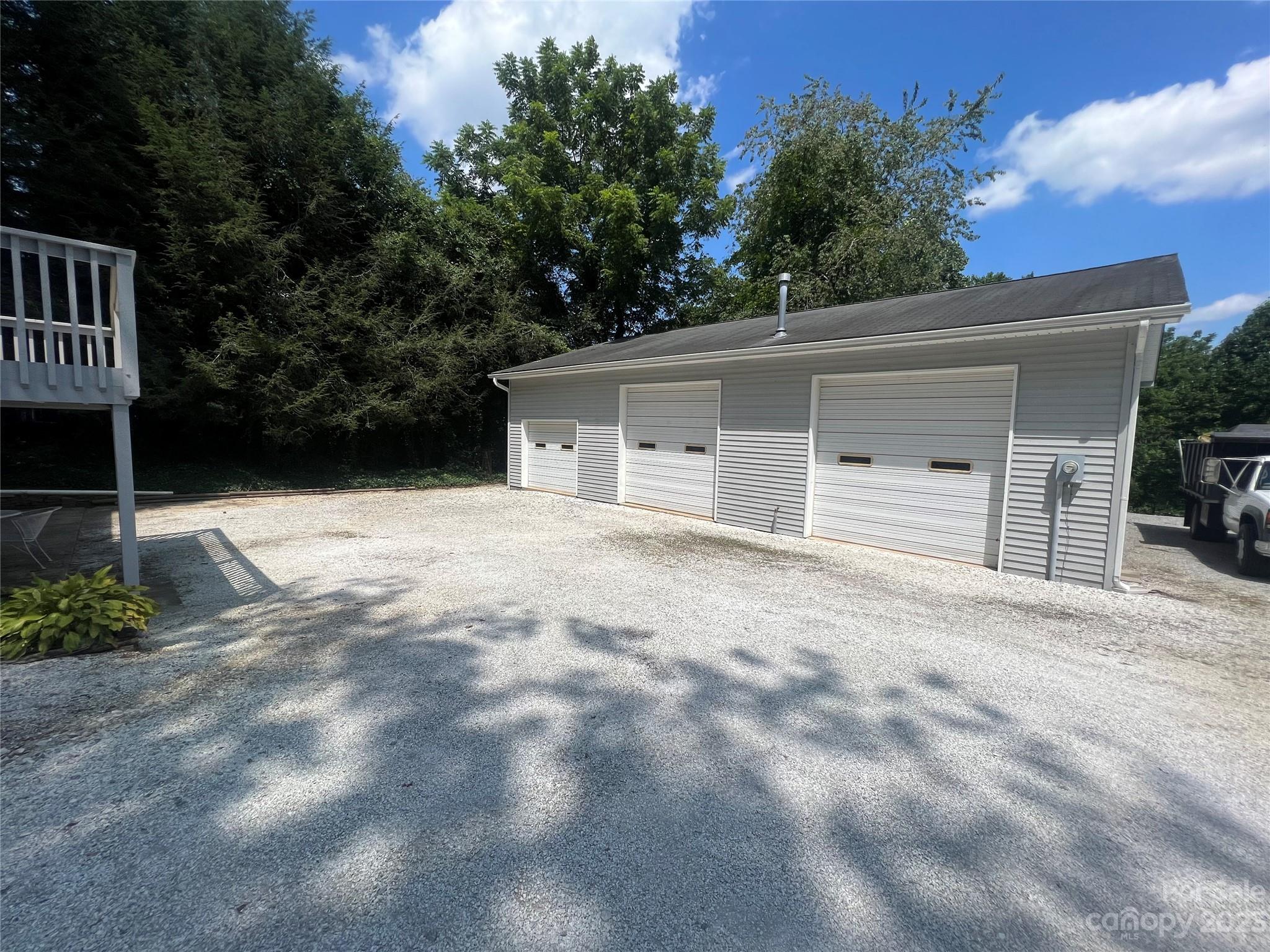 930 Kanuga Road Hendersonville, NC 28739 - Photo 23 of 30 Gallery Image 23