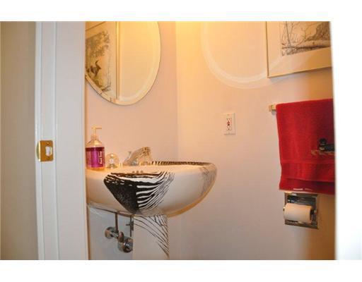 515 Point Road Ellsworth, ME 04605 - Photo 21 of 25 Bathroom.