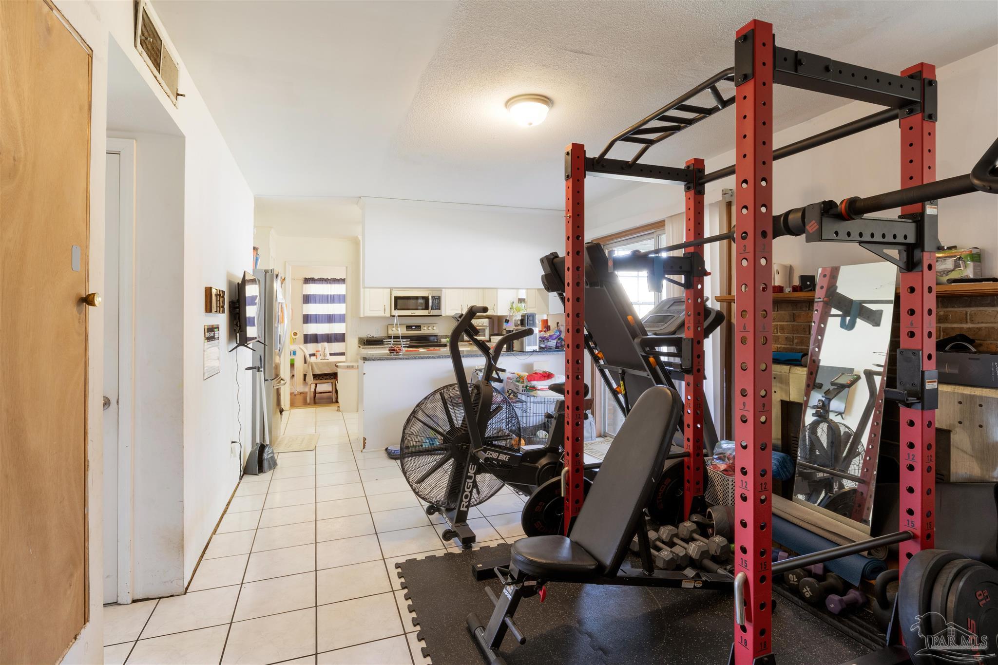 7342 Templeton Road Pensacola, FL 32506 - Photo 17 of 36