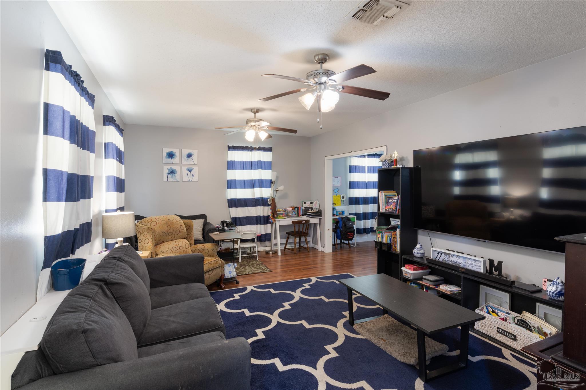 7342 Templeton Road Pensacola, FL 32506 - Photo 8 of 36