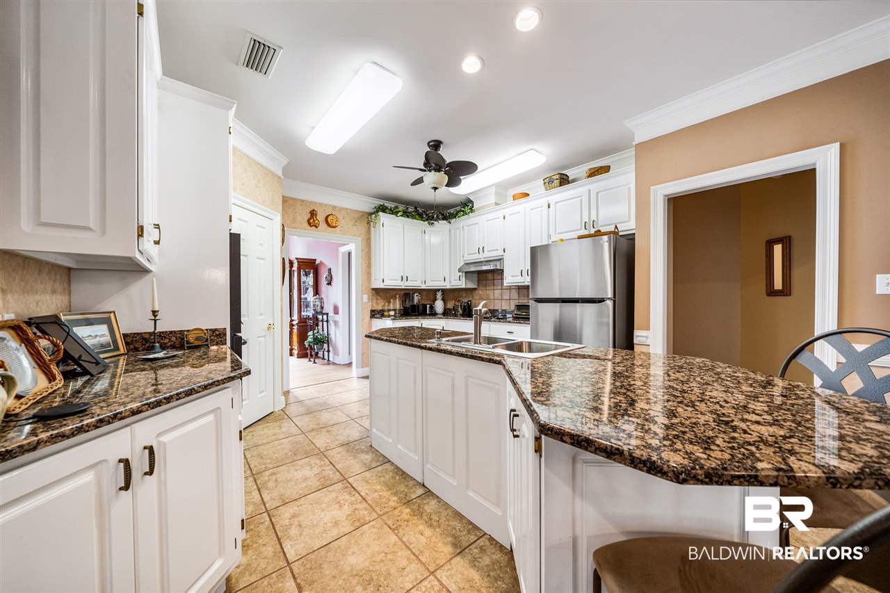 2112 Marchfield Drive East Mobile, AL 36693 - Photo 15 of 41