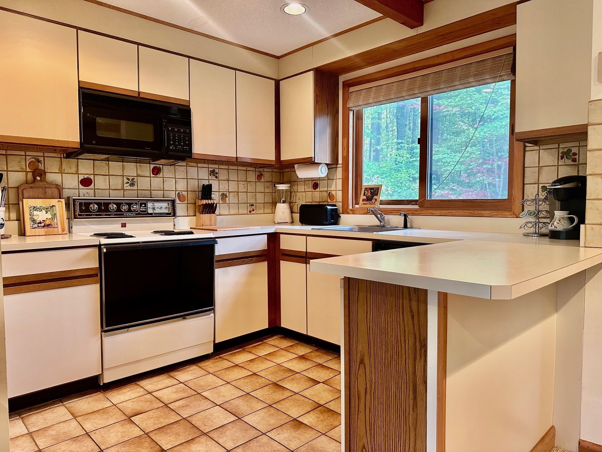8 Strattonwald Road Winhall, VT 05340 - Photo 15 of 21