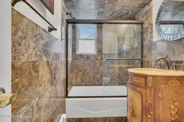 $264,000 | 26 Windsor Terrace, Unit E, Freehold, NJ 07728