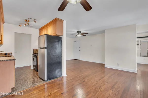 $264,000 | 26 Windsor Terrace, Unit E, Freehold, NJ 07728