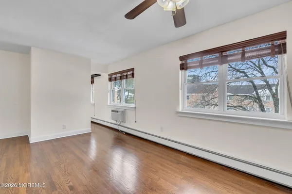 $264,000 | 26 Windsor Terrace, Unit E, Freehold, NJ 07728