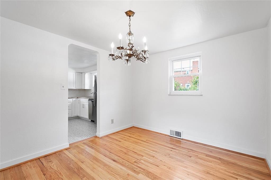 4276 Glen Lytle Road Pittsburgh, PA 15217 - Photo 8 of 24 Gallery Image 8