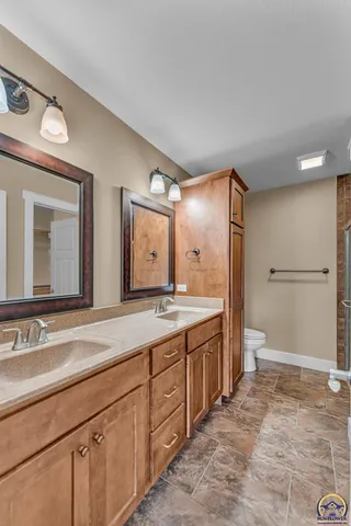 $404,000 | 4218 Southwest Stonybrook Drive, Topeka, KS 66610