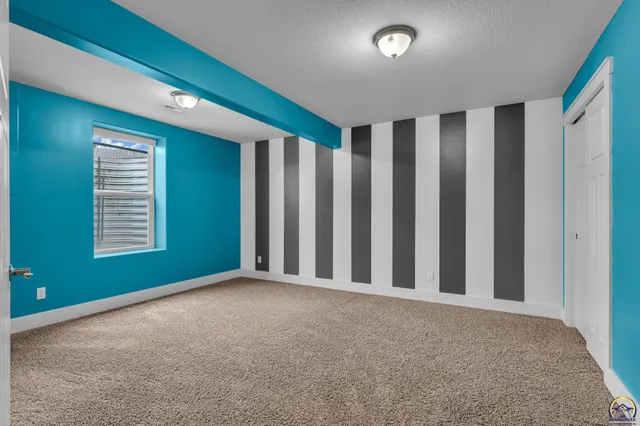 $404,000 | 4218 Southwest Stonybrook Drive, Topeka, KS 66610