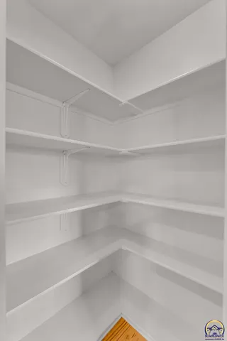 $404,000 | 4218 Southwest Stonybrook Drive, Topeka, KS 66610