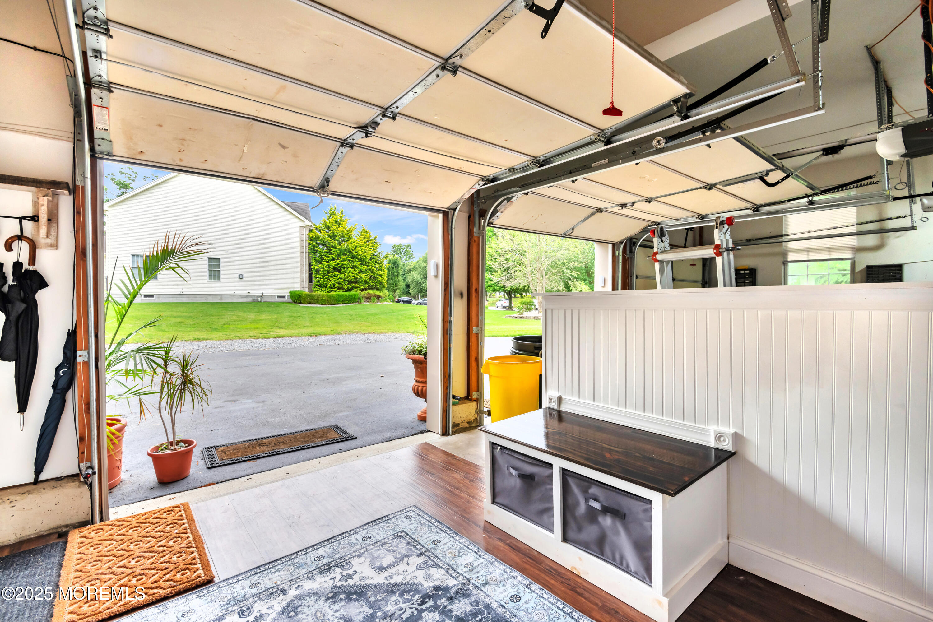 15 Conor Road Jackson, NJ 08527 - Photo 72 of 77 Mud room off garage