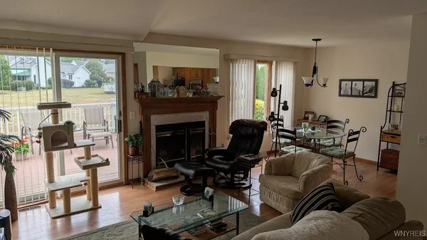 $285,000 | 165 Niagara Shore Drive, Tonawanda, NY 14150