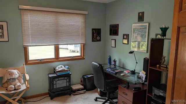 $285,000 | 165 Niagara Shore Drive, Tonawanda, NY 14150