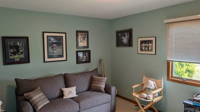 $285,000 | 165 Niagara Shore Drive, Tonawanda, NY 14150