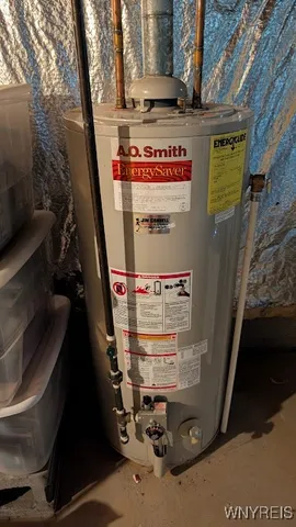 $285,000 | 165 Niagara Shore Drive, Tonawanda, NY 14150