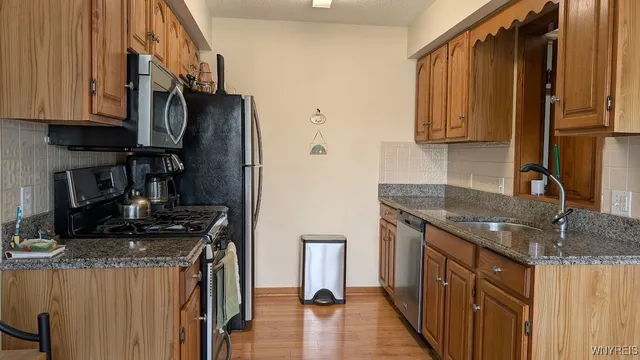 $285,000 | 165 Niagara Shore Drive, Tonawanda, NY 14150