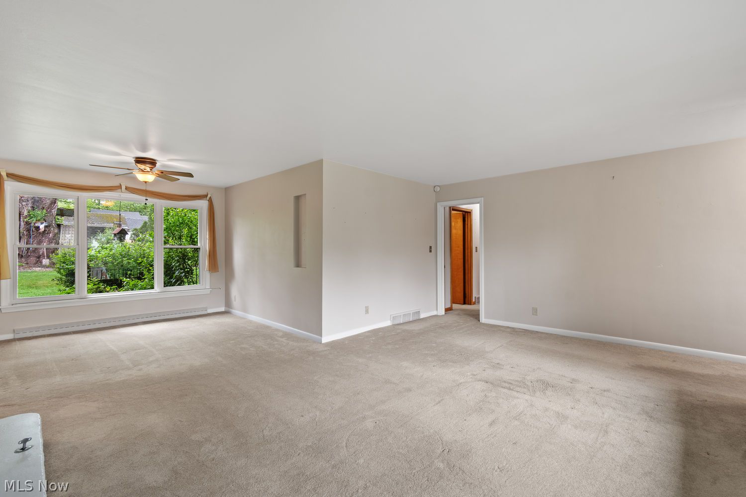3315 Frazer Avenue Northwest Canton, OH 44709 - Photo 5 of 29