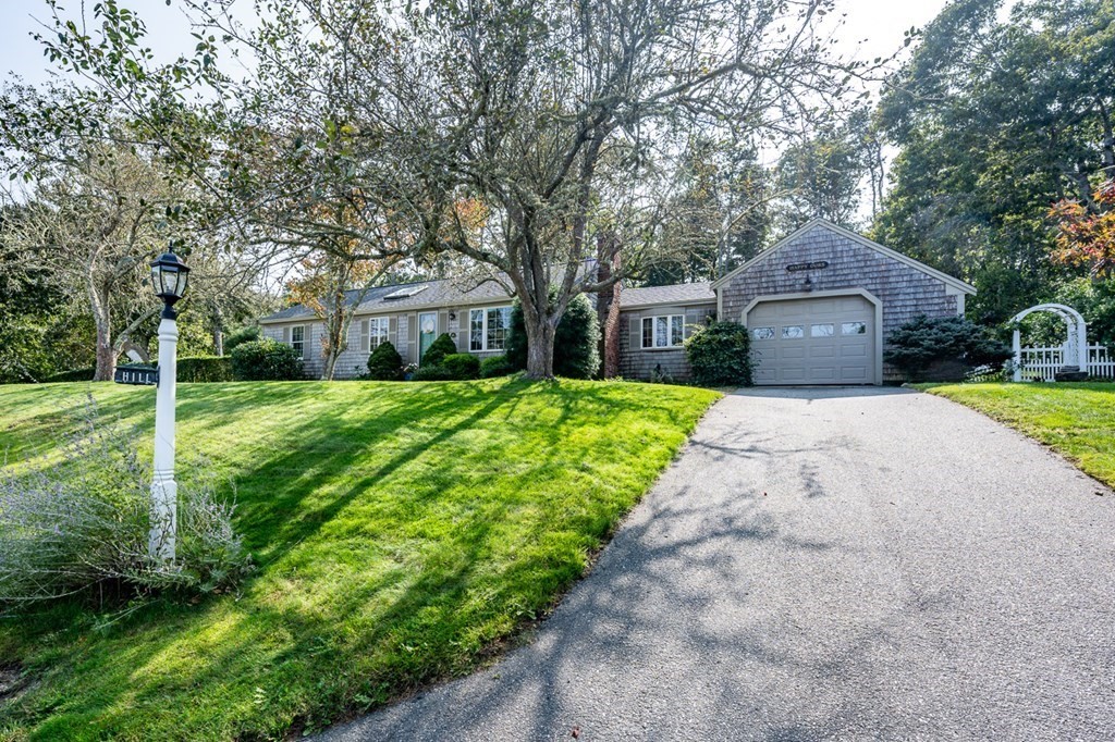 15 Little Lane, Harwich, MA 02645 Compass
