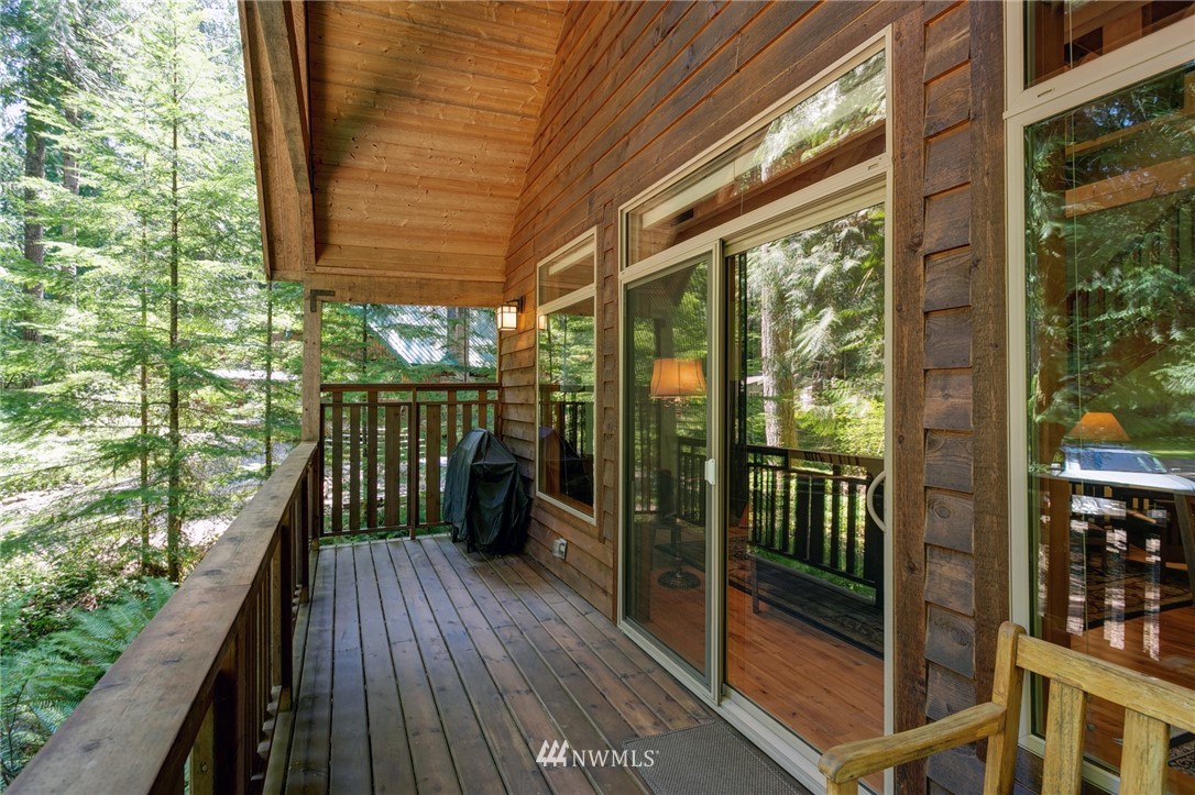 21006 Pinnacle Road Glacier, WA 98244 - Photo 11 of 23 Gallery Image 11