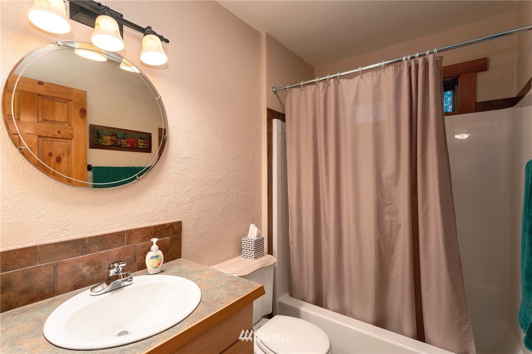 21006 Pinnacle Road Glacier, WA 98244 - Photo 13 of 23 Gallery Image 13