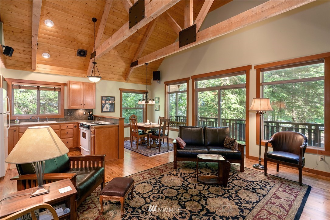 21006 Pinnacle Road Glacier, WA 98244 - Photo 6 of 23 Gallery Image 6