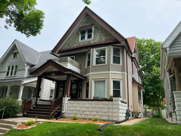 $229,900 | 734 South 31st Street, Milwaukee, WI 53215