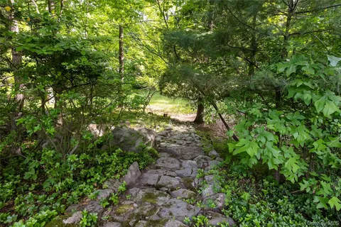 $1,650,000 | 55 Mountain Farm Road, Tuxedo Park, NY 10987