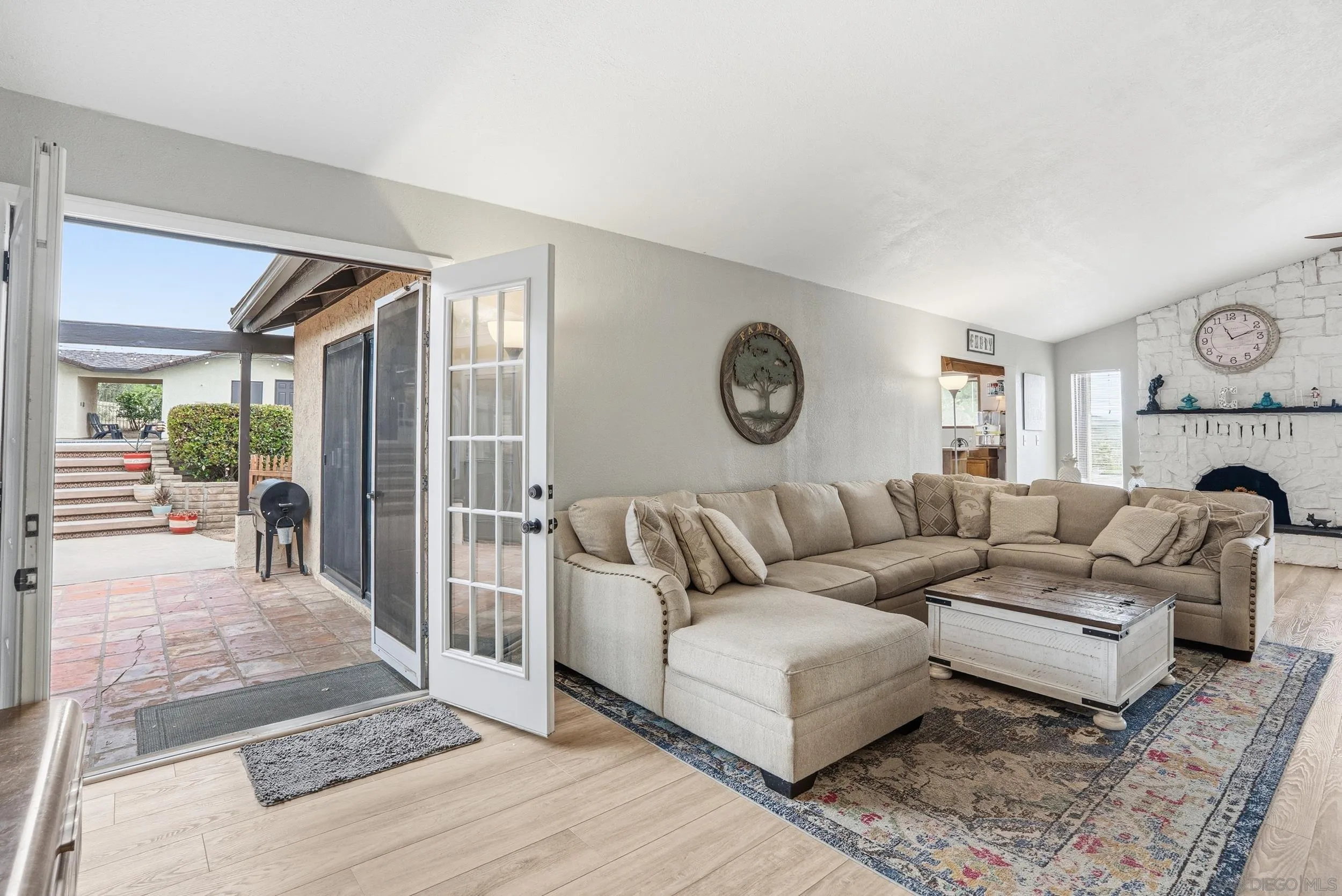 24308 Sargeant Road Ramona, CA 92065 - Photo 10 of 35