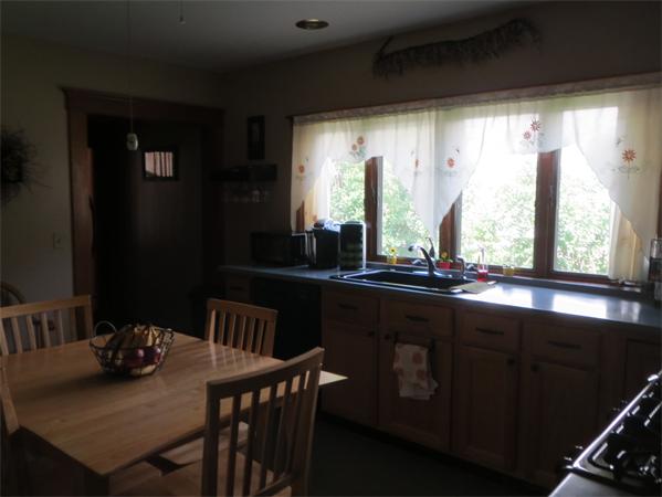27 Douglas Road Gardner, MA 01440 - Photo 11 of 27 Gallery Image 11