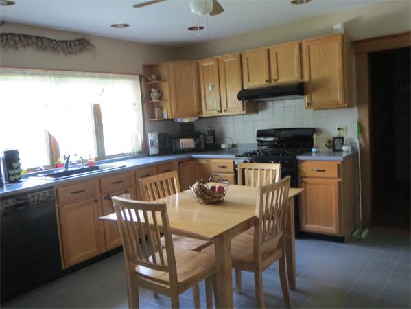 27 Douglas Road Gardner, MA 01440 - Photo 14 of 27 Gallery Image 14