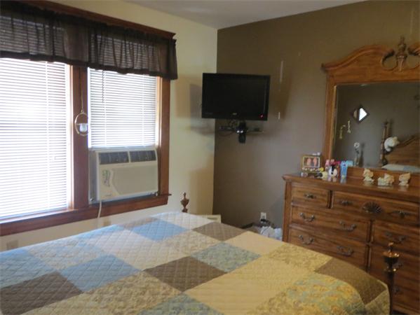 27 Douglas Road Gardner, MA 01440 - Photo 16 of 27 Gallery Image 16