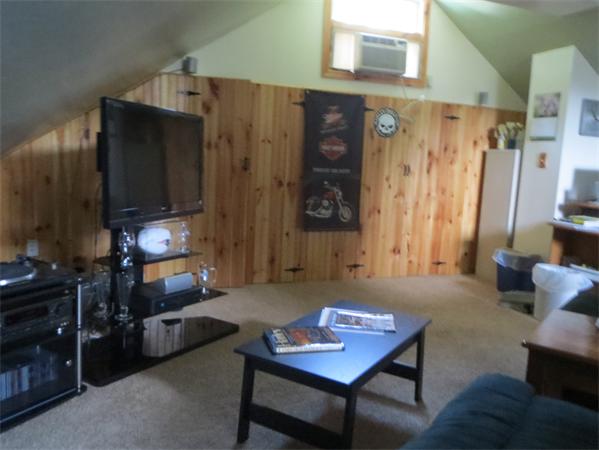 27 Douglas Road Gardner, MA 01440 - Photo 19 of 27 Gallery Image 19