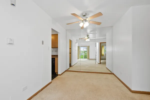 $89,900 | 17975 Huntleigh Court, Unit 301, Country Club Hills, IL 60478