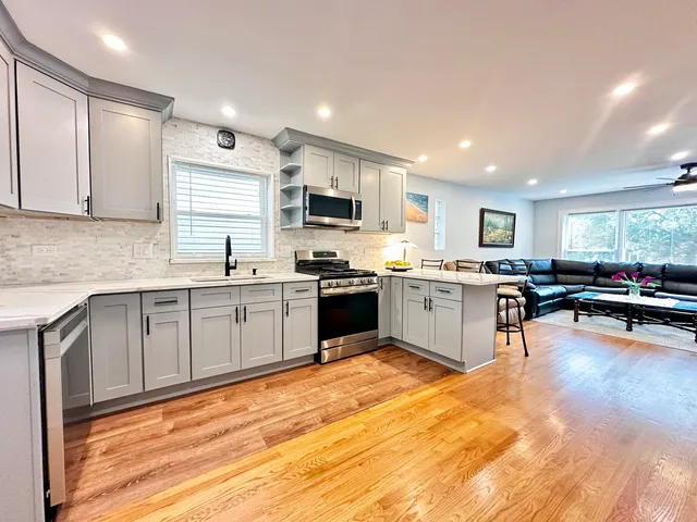 $519,000 | 4546 North Merrimac Avenue, Chicago, IL 60630