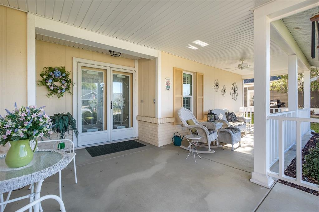 9673 Noble Court New Port Richey, FL 34655 - Photo 3 of 41 Gallery Image 3