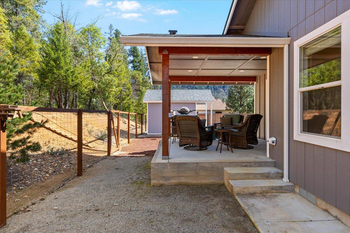 353 Cedar Ridge Drive Cave Junction, OR 97523 - Photo 29 of 45 29-CI_9791