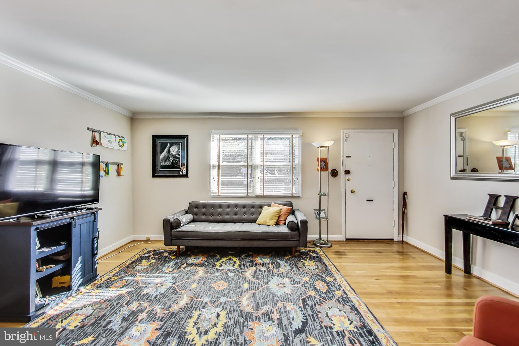 5002 Sargent Road Northeast Washington, DC 20017 - Photo 6 of 37 Living