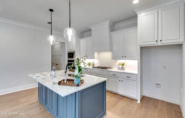 $362,000 | 1821 Freedom Ring Drive, Brandon, MS 39047