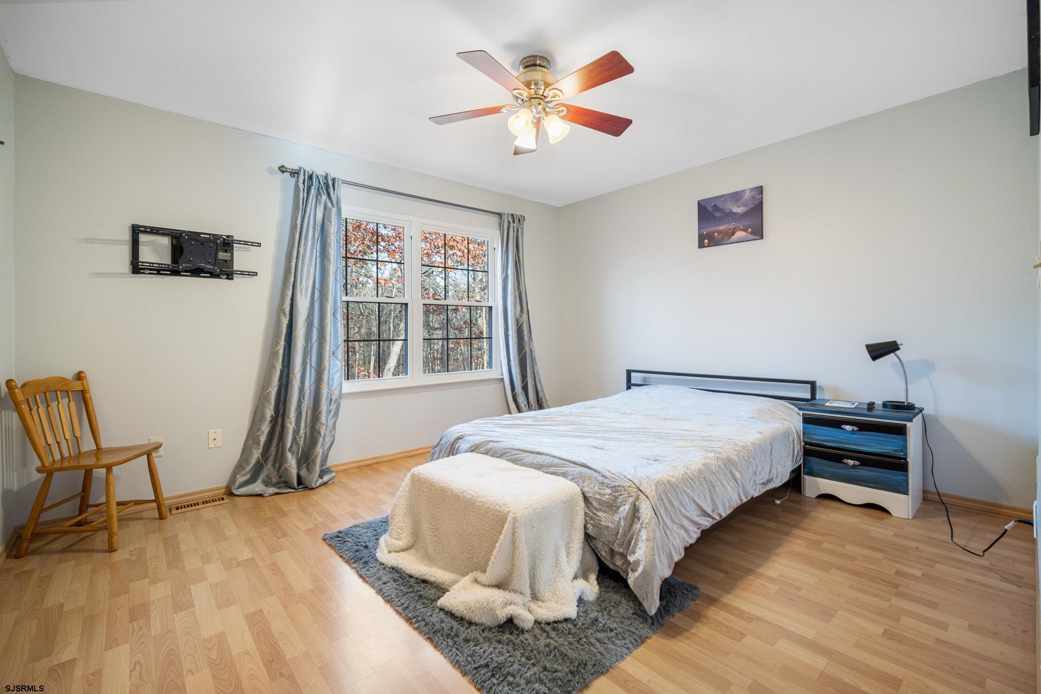 184 Federal Road Galloway Township, NJ 08205 - Photo 15 of 20 Gallery Image 15