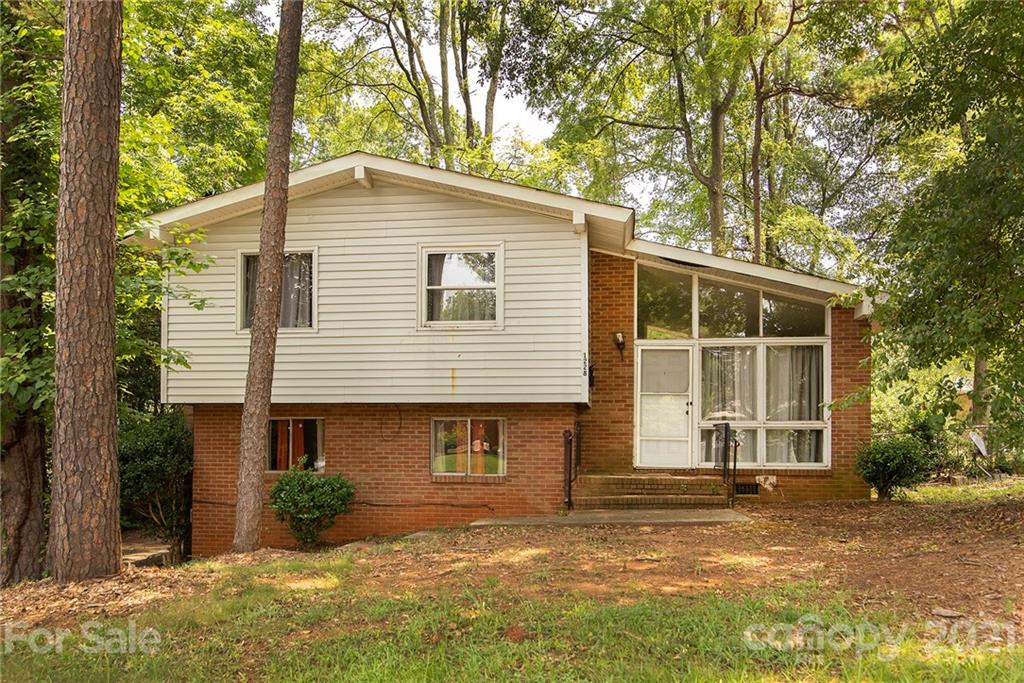 1228 Clanton Road Charlotte, NC 28217 - Photo 1 of 19 Gallery Image 1