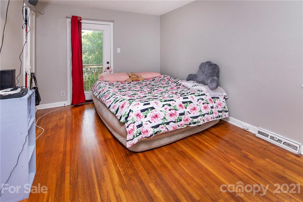 1228 Clanton Road Charlotte, NC 28217 - Photo 12 of 19 Gallery Image 12