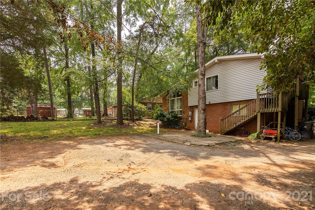 1228 Clanton Road Charlotte, NC 28217 - Photo 17 of 19 Gallery Image 17