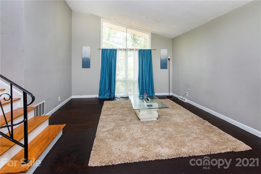 1228 Clanton Road Charlotte, NC 28217 - Photo 4 of 19 Gallery Image 4