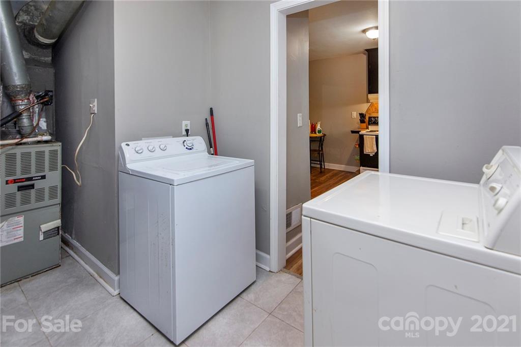 1228 Clanton Road Charlotte, NC 28217 - Photo 10 of 19 Gallery Image 10