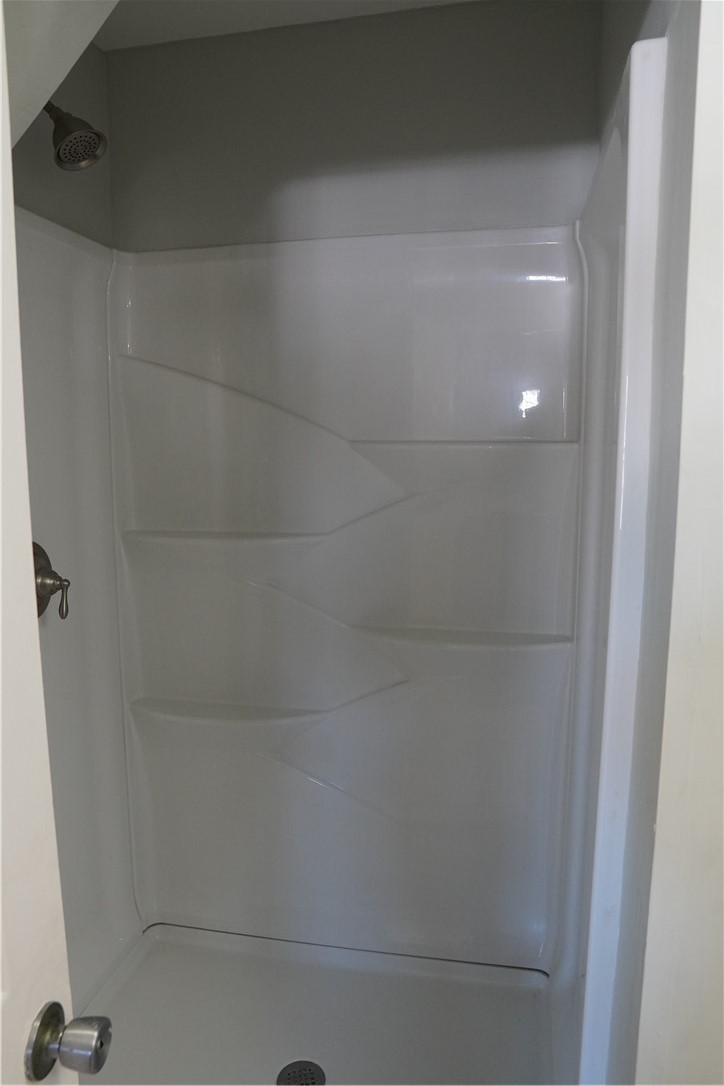 46 Royland Road Warwick, RI 02889 - Photo 21 of 37 Bathroom on 1st floor