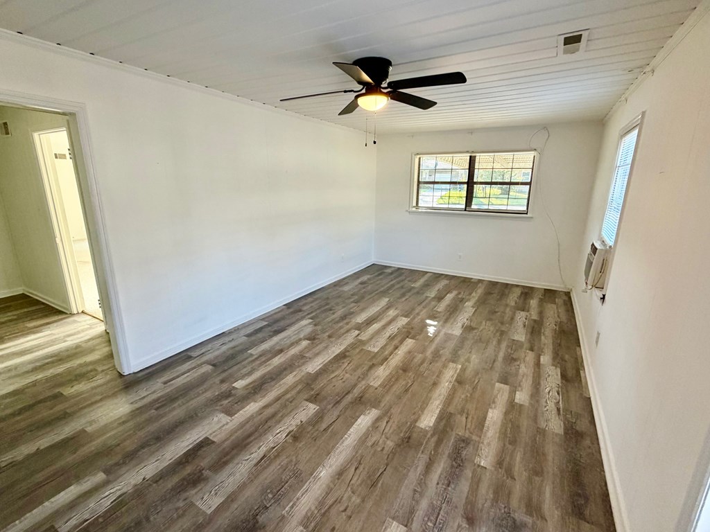 107 Roberts Street Dothan, AL 36301 - Photo 3 of 20