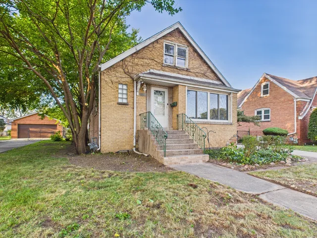 $1 | 4328 West 109th Street, Oak Lawn, IL 60453